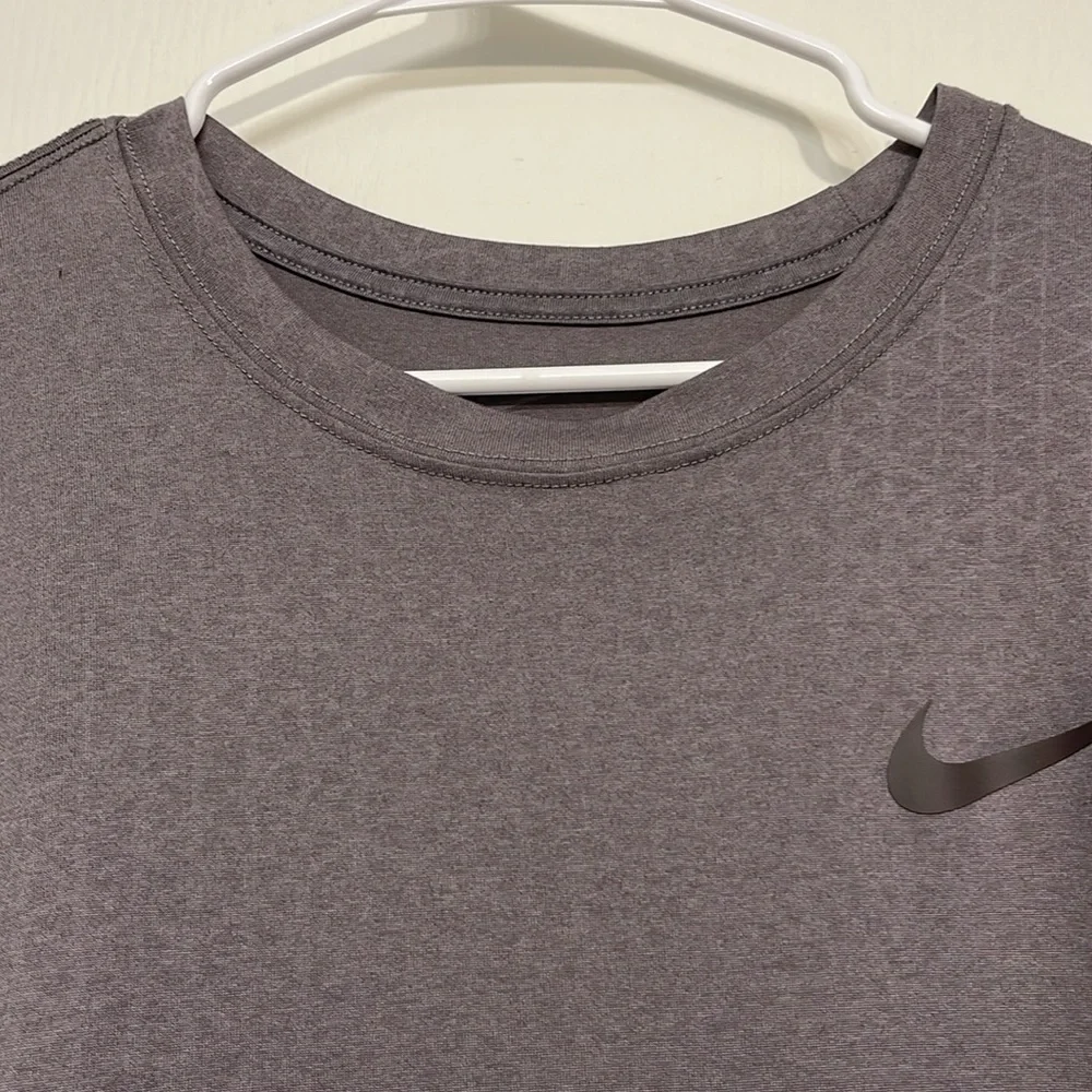 Men's Nike Dri-Fit Swoosh Iconic Charcoal Gray Pullover Shirt Size XL EUC #6429